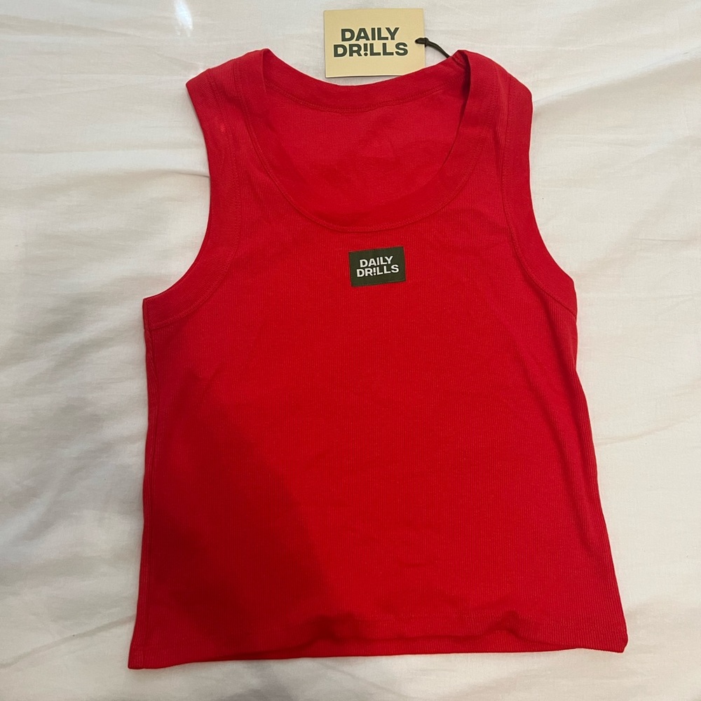 NWT DAILY DRILLS Red Ribbed Tank - M/L